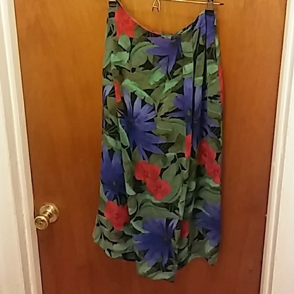 AMANDA SMITH Flower Pattern Skirt👗💜❤️ - Picture 2 of 4